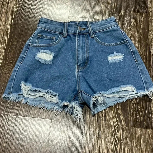Woman’s jean shorts xxs petite - Picture 1 of 4
